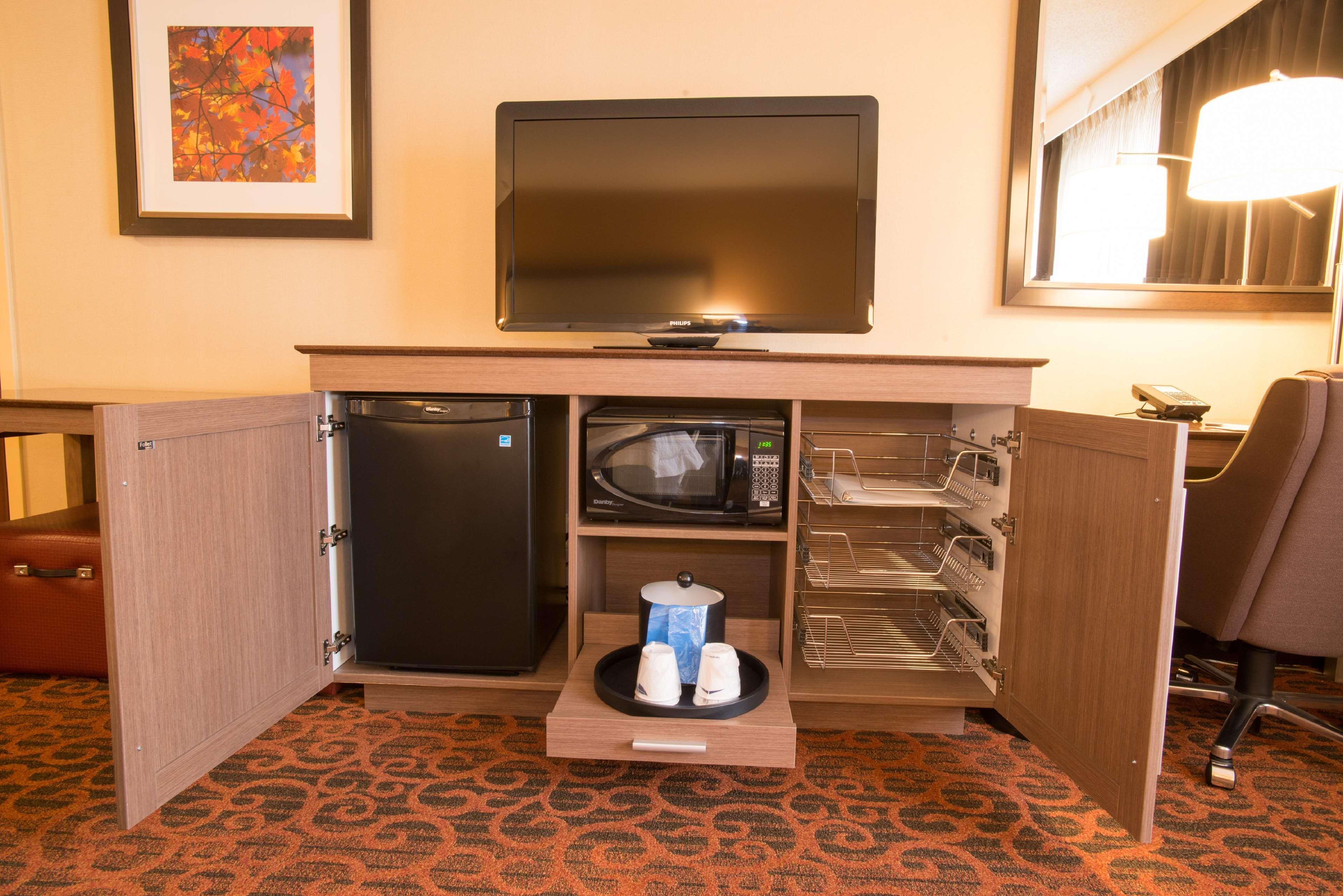 Hampton Inn Toronto-Mississauga West Buitenkant foto