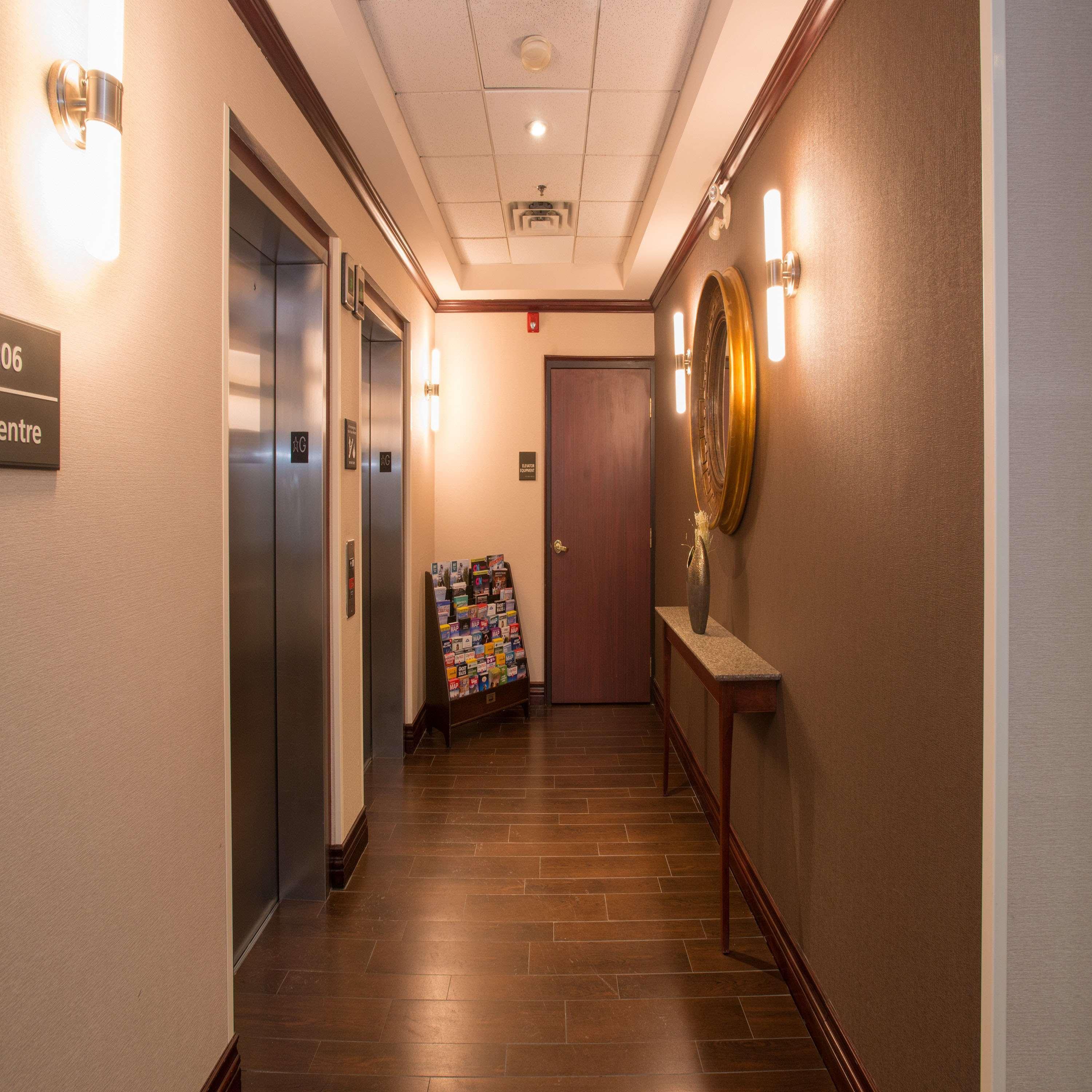 Hampton Inn Toronto-Mississauga West Buitenkant foto