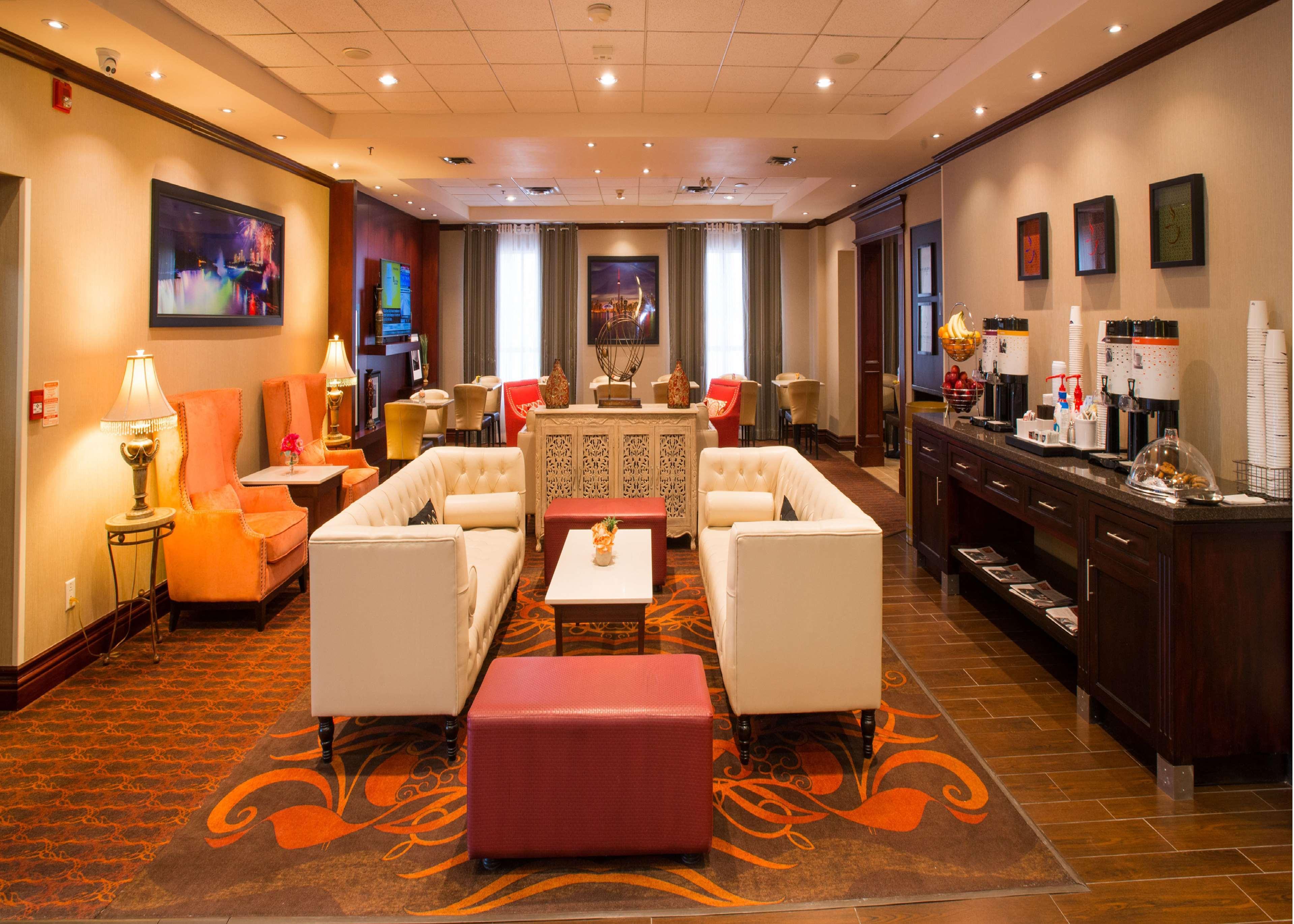 Hampton Inn Toronto-Mississauga West Buitenkant foto