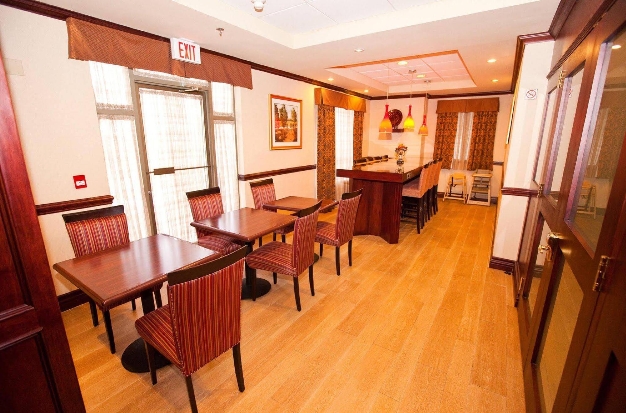 Hampton Inn Toronto-Mississauga West Kamer foto